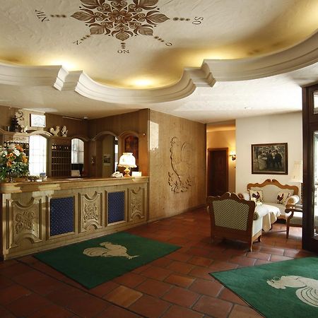 Hotel Garni Zum Gockl Unterfoehring Exterior photo